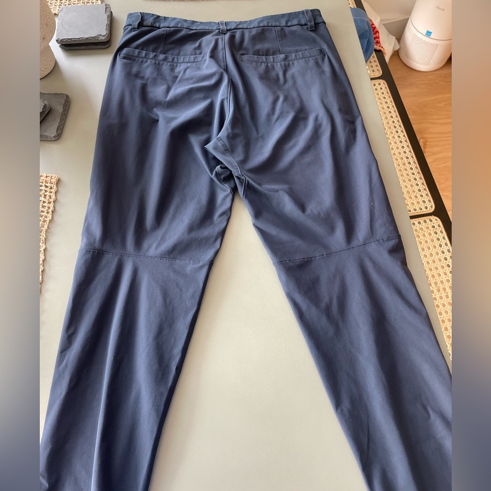 Lululemon golf pants size 32